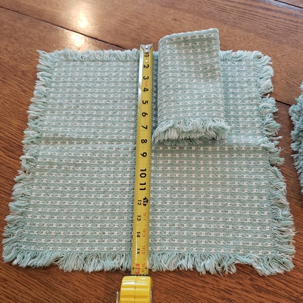 Vtg- (5) Mint Green & White Napkins With Fringe